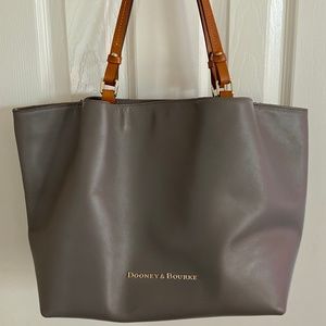 Dooney & Bourke City Flynn Bag
